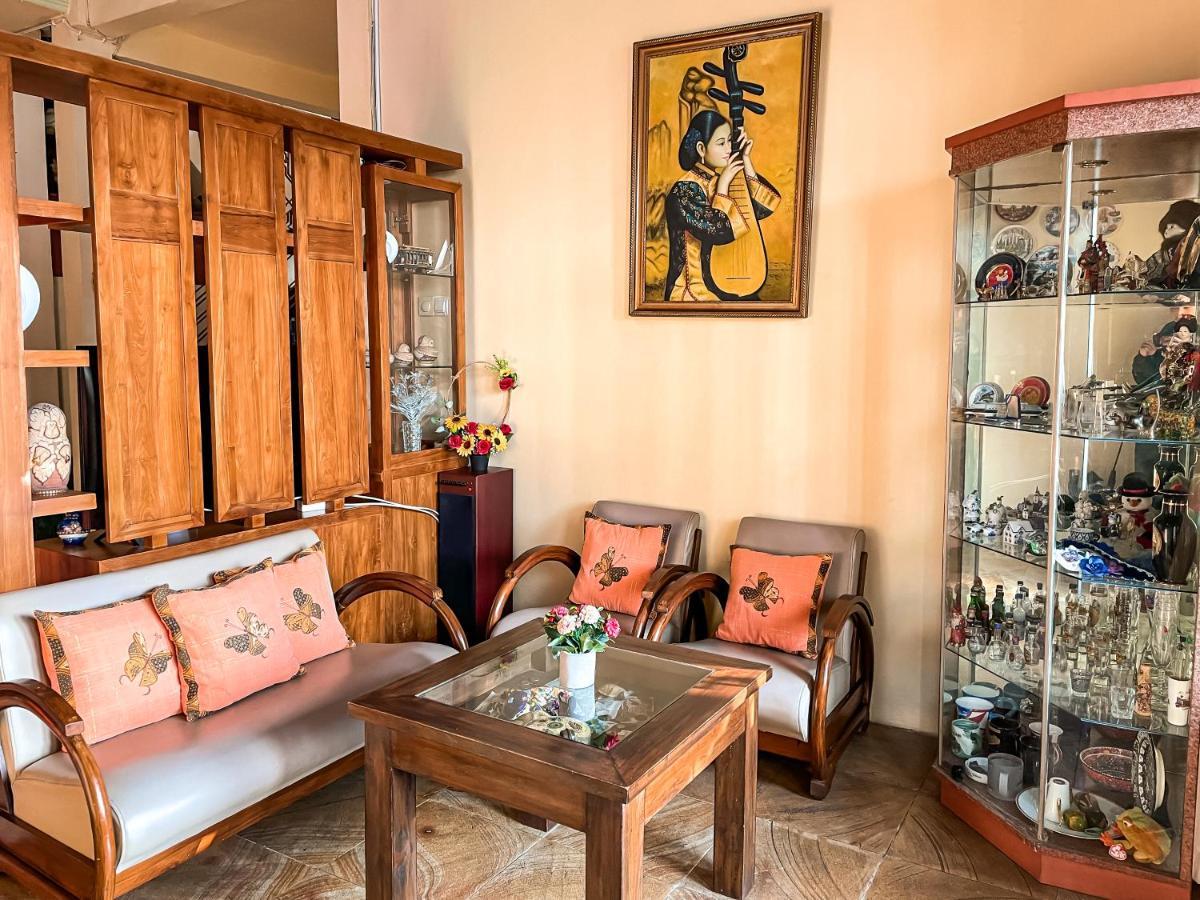 Unique Homestay 443 ยอกยาการ์ตา ภายนอก รูปภาพ