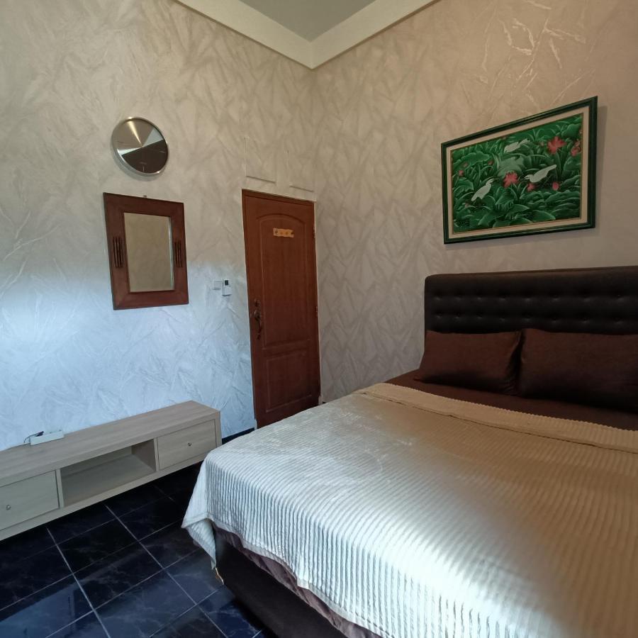 Unique Homestay 443 ยอกยาการ์ตา ภายนอก รูปภาพ