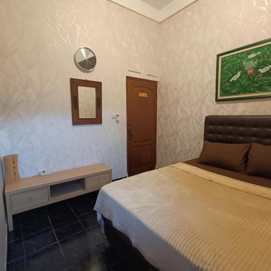 Unique Homestay 443 ยอกยาการ์ตา ภายนอก รูปภาพ