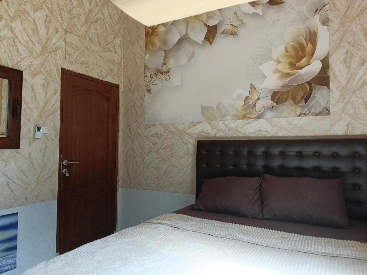 Unique Homestay 443 ยอกยาการ์ตา ภายนอก รูปภาพ