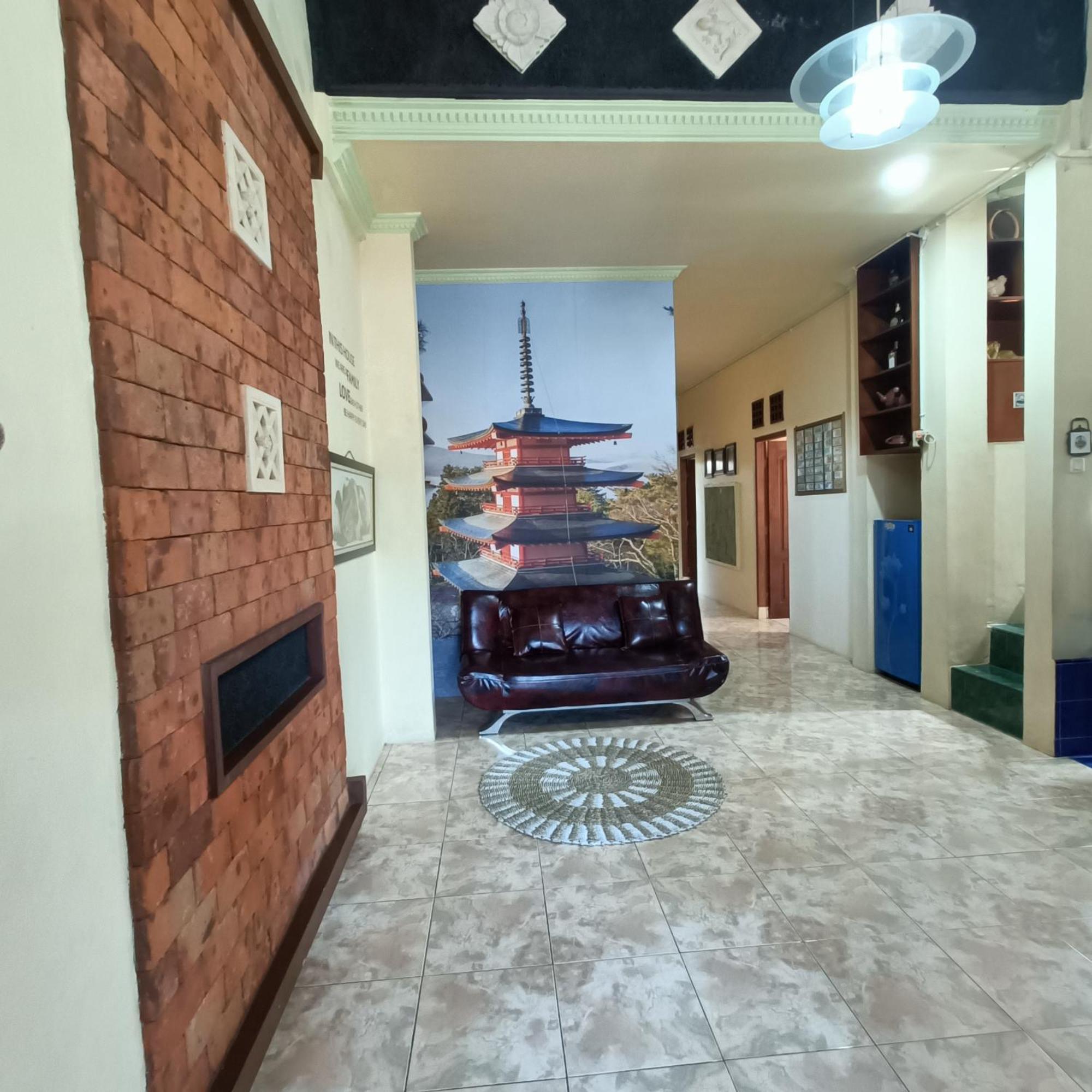 Unique Homestay 443 ยอกยาการ์ตา ภายนอก รูปภาพ